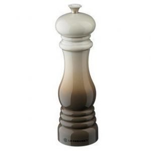 Le Creuset Pippurimylly 21 cm Nutmeg